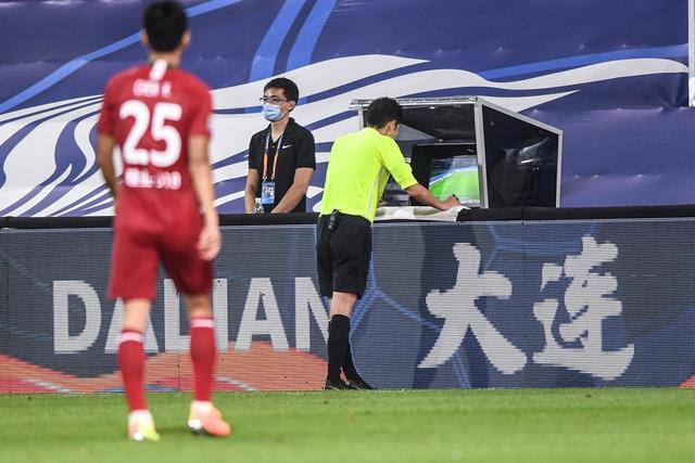 夏普分析东契奇与亚历山大的角色定位